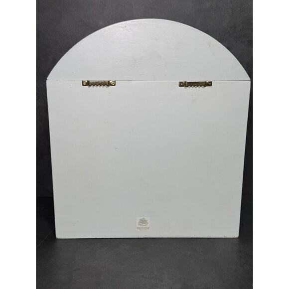 Precious Moments Wooden Display Shadow Box Friendship Hits The Spot - Picture 6 of 10